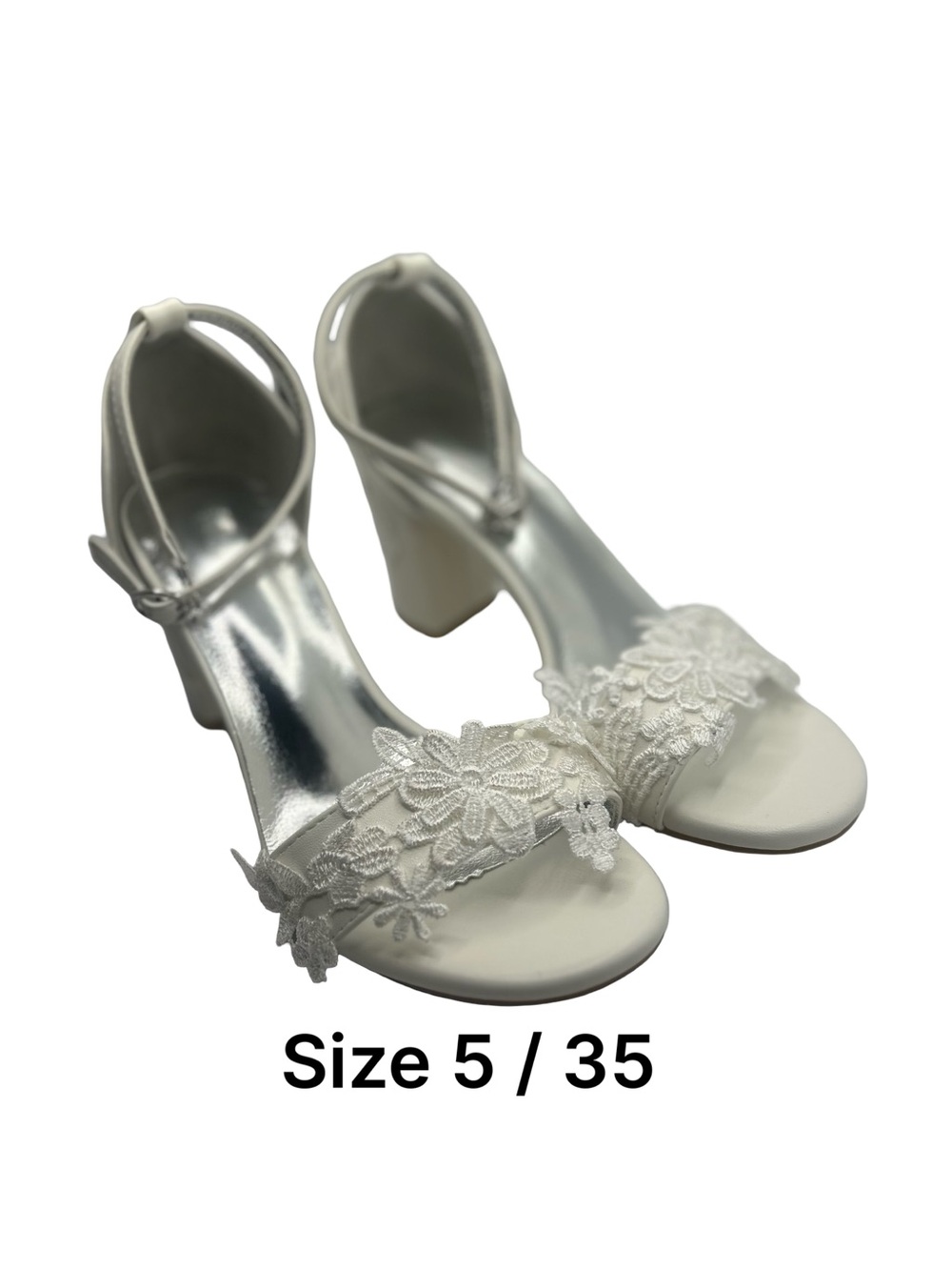 Women's White Lace Open-Toe Block Heel Sandals - 5